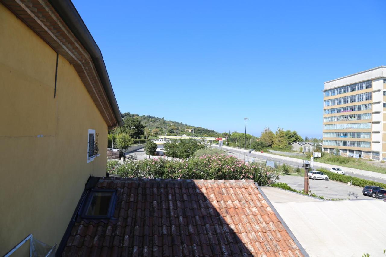 La Puraza Comfort Rooms Rimini Exterior foto